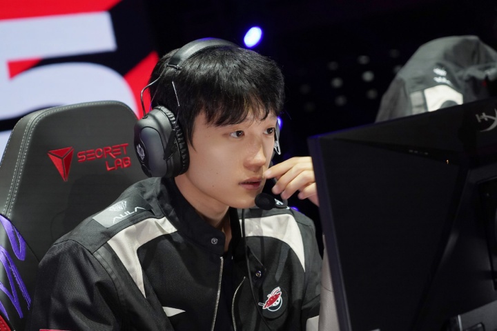 LPL官方分享Shanks人物故事：五年职业首次S赛，没去决赛很是遗憾